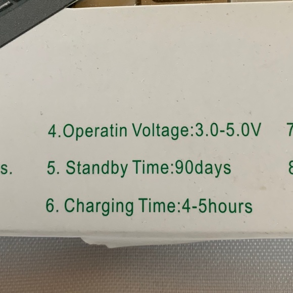 NIB!  Mobile Bluetooth Keyboard for iPad Air in White and Silver! - Picture 3 of 7